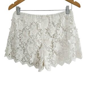 ALEXIS Lace Appliqué White Shorts Size XS